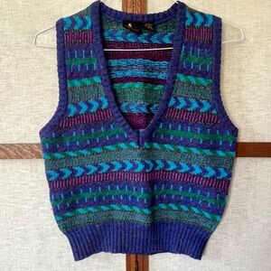 Vintage Lizsport Petites Colorful Deep V- Neck Metallic Sweater Vest - S